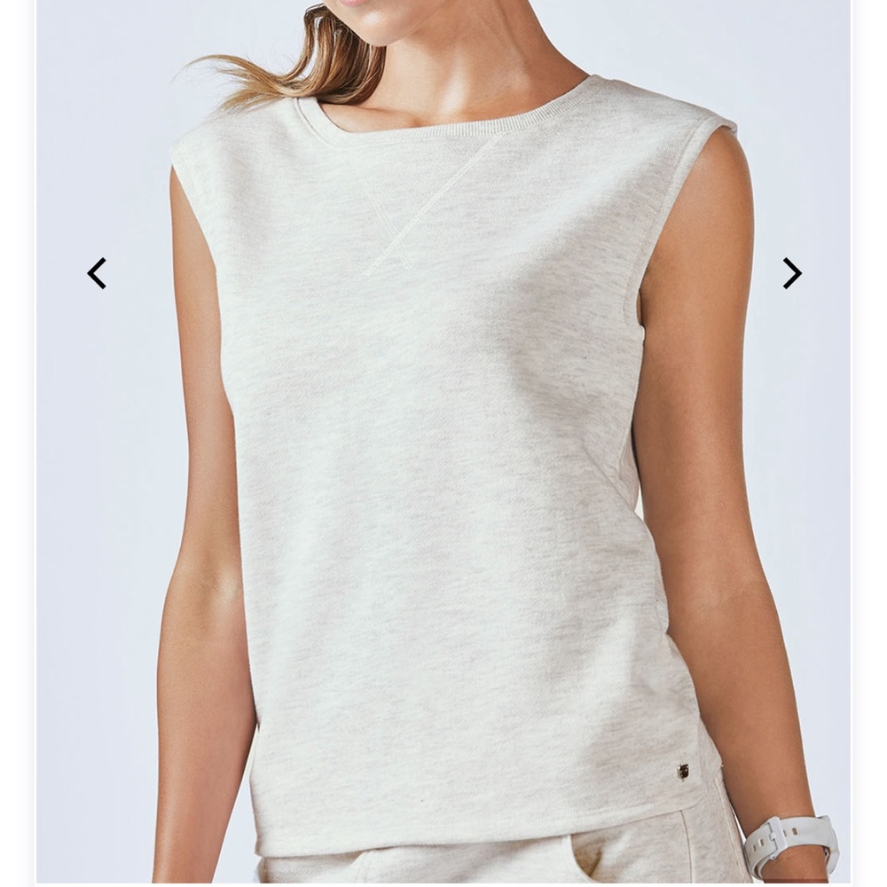 FABLETICS ANN TOP LE MUSCLE TEE NWT